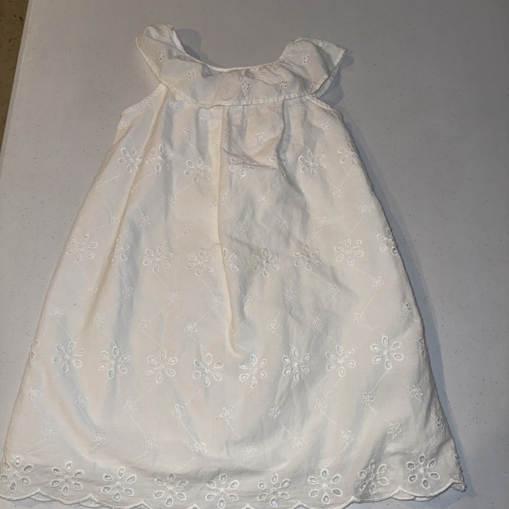 babyGap Eyelet Ruffle Dress Size 5 Years Old Gap‎ White 100% Cotton Lined